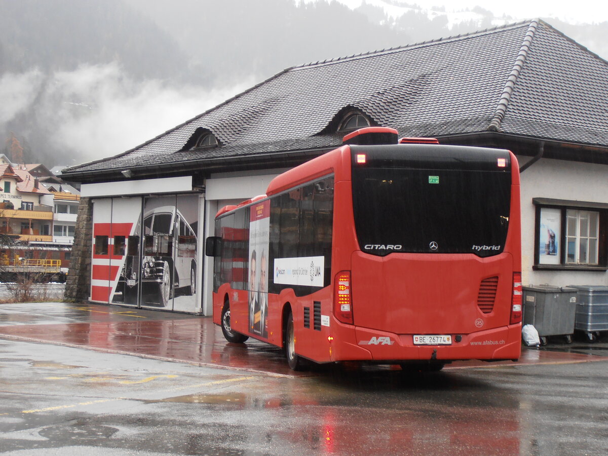 (257'616) - AFA Adelboden - Nr. 95/BE 26'774 - Mercedes am 12. Dezember 2023 beim Bahnhof Frutigen