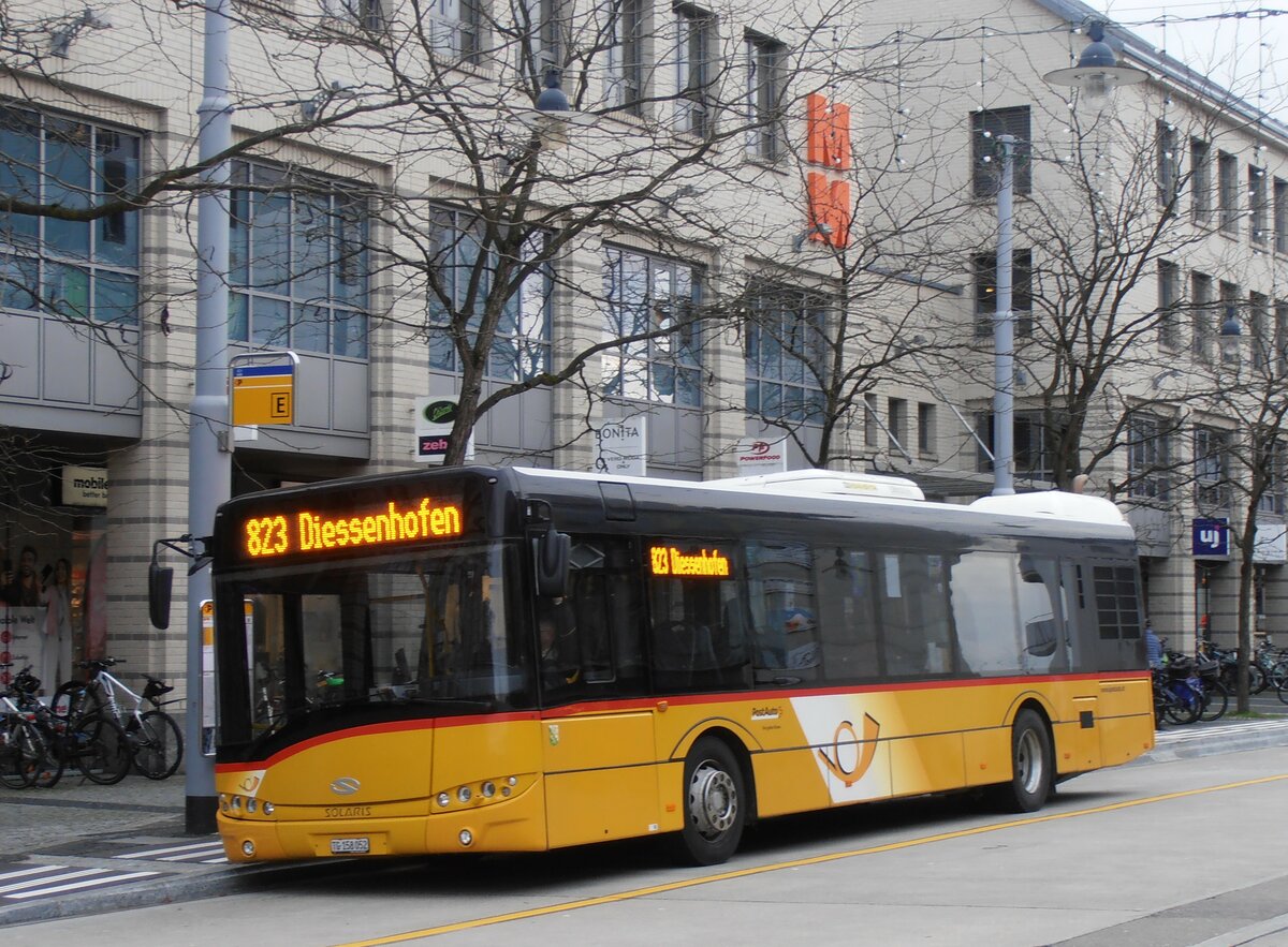 (257'649) - PostAuto Ostschweiz - TG 158'052/PID 10'078 - Solaris am 15. Dezember 2023 beim Bahnhof Frauenfeld