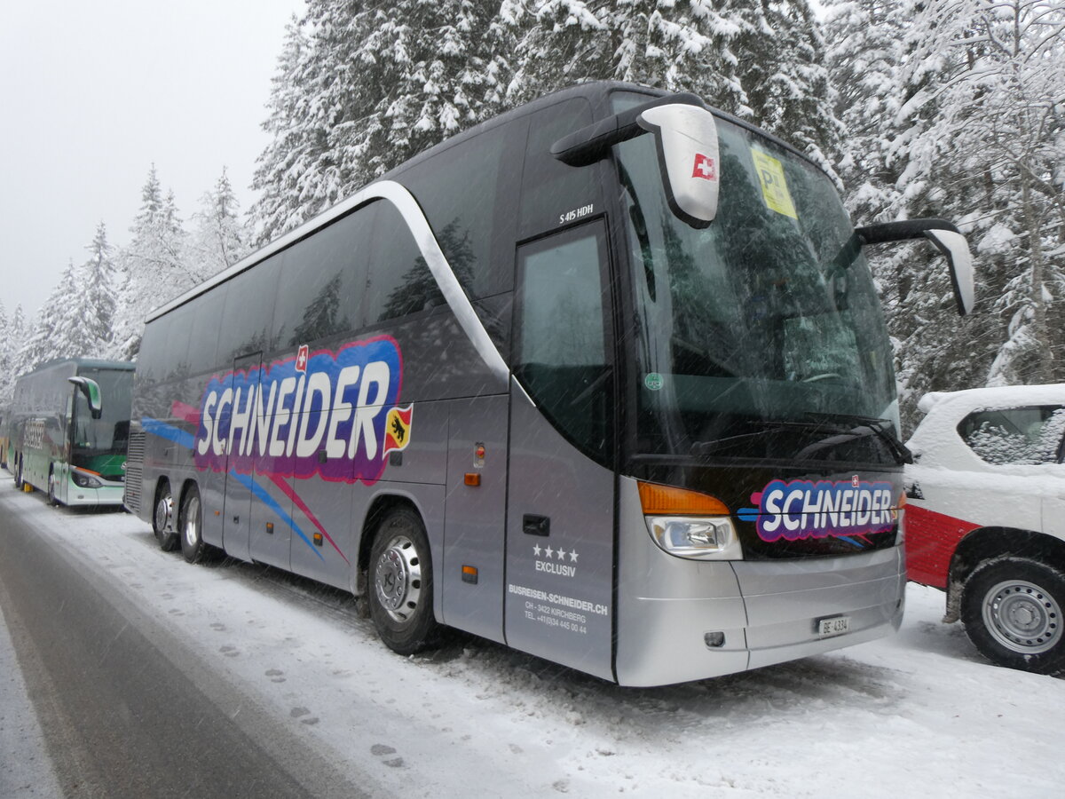 (258'277) - Schneider, Kirchberg - BE 4334 - Setra am 6. Januar 2024 in Adelboden, Unter dem Birg