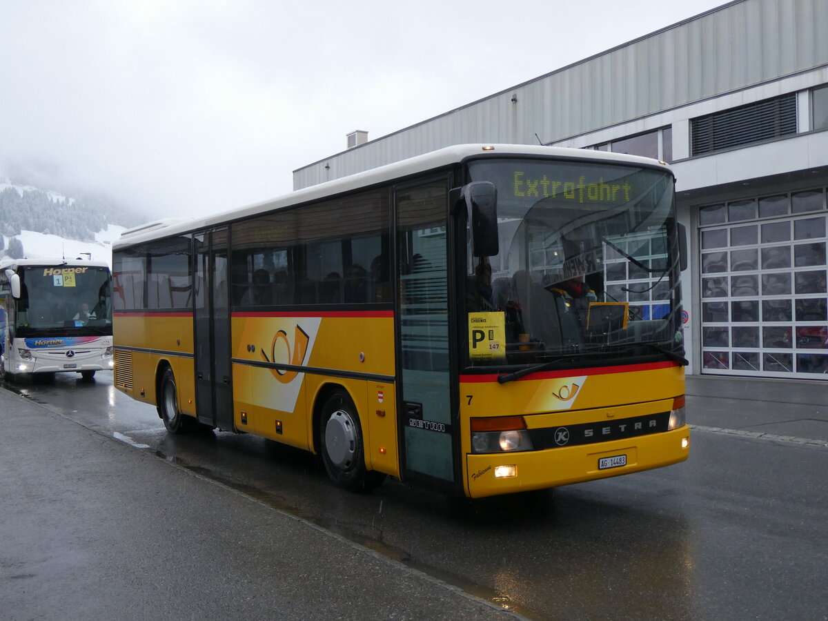 (258'448) - Tschannen, Zofingen - Nr. 7/AG 14'483/PID 90 - Setra am 6. Januar 2024 beim Bahnhof Frutigen