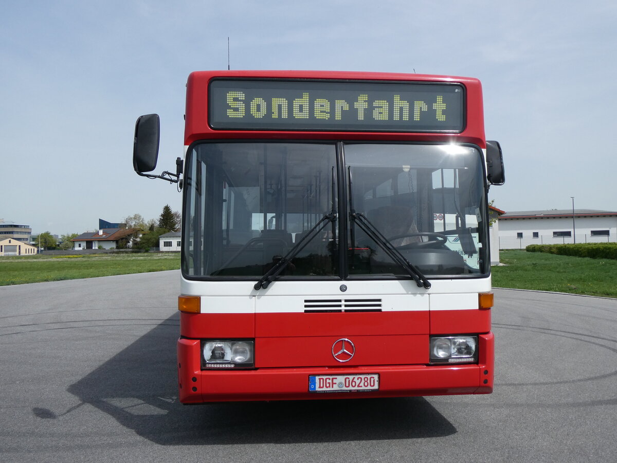 (261'356) - Krott, Stolberg (Reicheneder) - DGF 06'280 - Mercedes am 14. April 2024 in Pilsting, Auwrter Automobil-Park