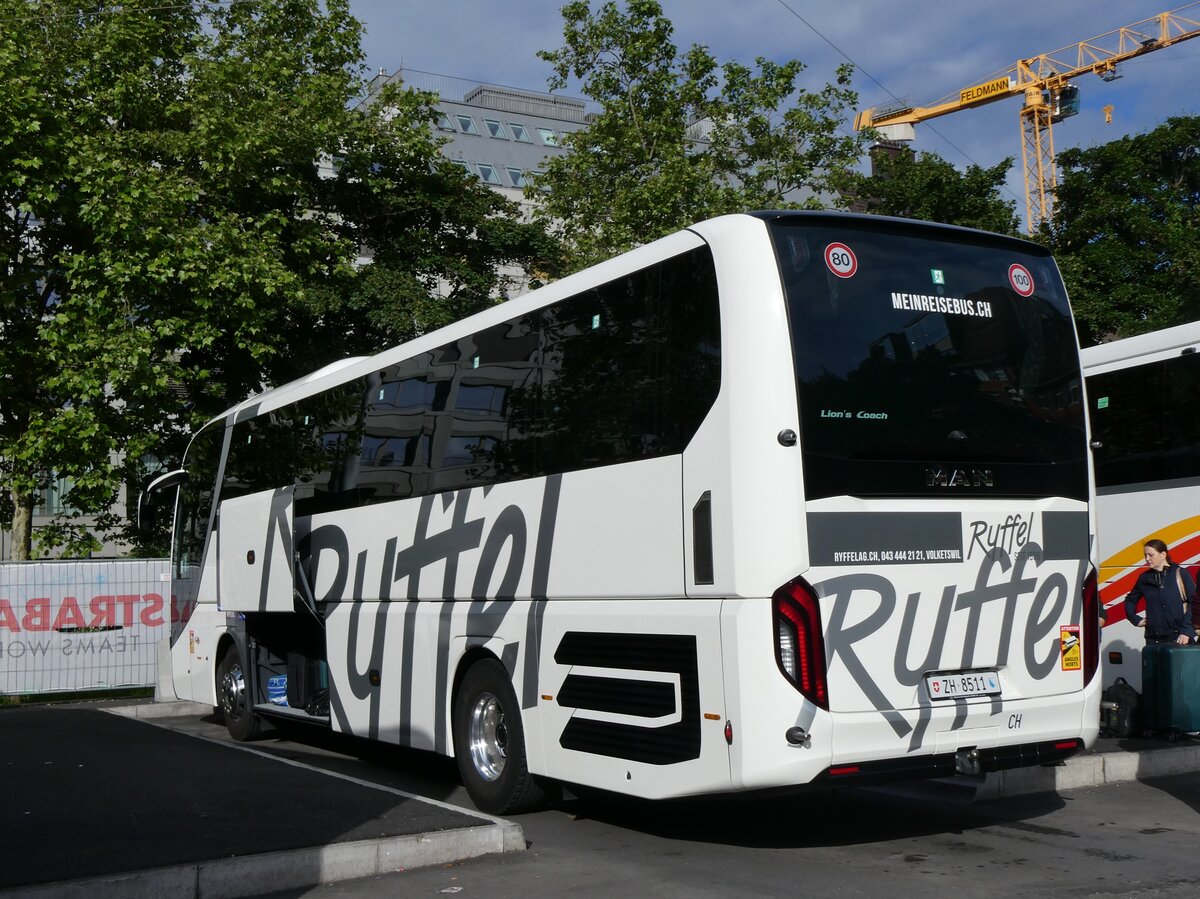 (262'899) - Ryffel, Volketswil - Nr. 15/ZH 8511 - MAN am 25. Mai 2024 in Zrich, Sihlquai