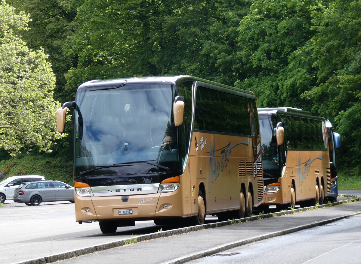 (263'211) - Moser, Teuffenthal - BE 142'017 - Setra am 28. Mai 2024 in Hofstetten, Ballenberg West