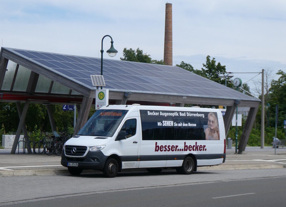 (264'580) - Schnbrodt-Busverkehr, Merseburg - SK-SB 636 - Mercedes am 10. Juli 2024 beim Bahnhof Bad Drrenberg