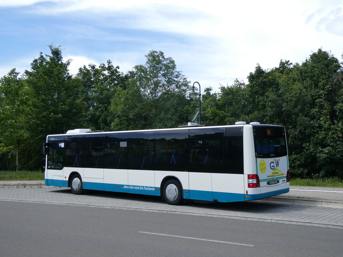 (264'588) - PNVG Querfurt - SK-PN 867 - MAN am 10. Juli 2024 beim Bahnhof Drrenberg