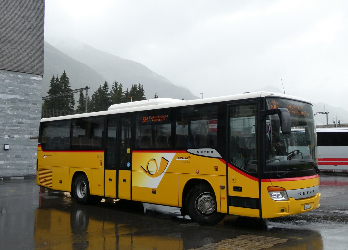 (266'858) - PostAuto Bern - BE 401'263/PID 4504 - Setra (ex AVG Meiringen Nr. 63) am 8. September 2024 in Andermatt, Bahnhofplatz