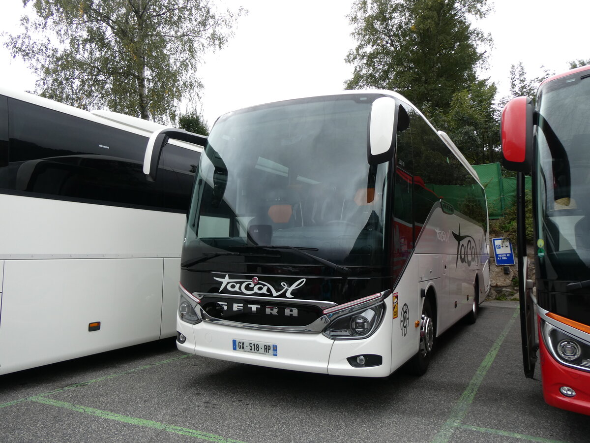 (267'193) - Aus Frankreich: Tacavl, Chteauneuf-Grasse - GX 518 RP - Setra am 18. September 2024 in Ordino, Carparkplatz