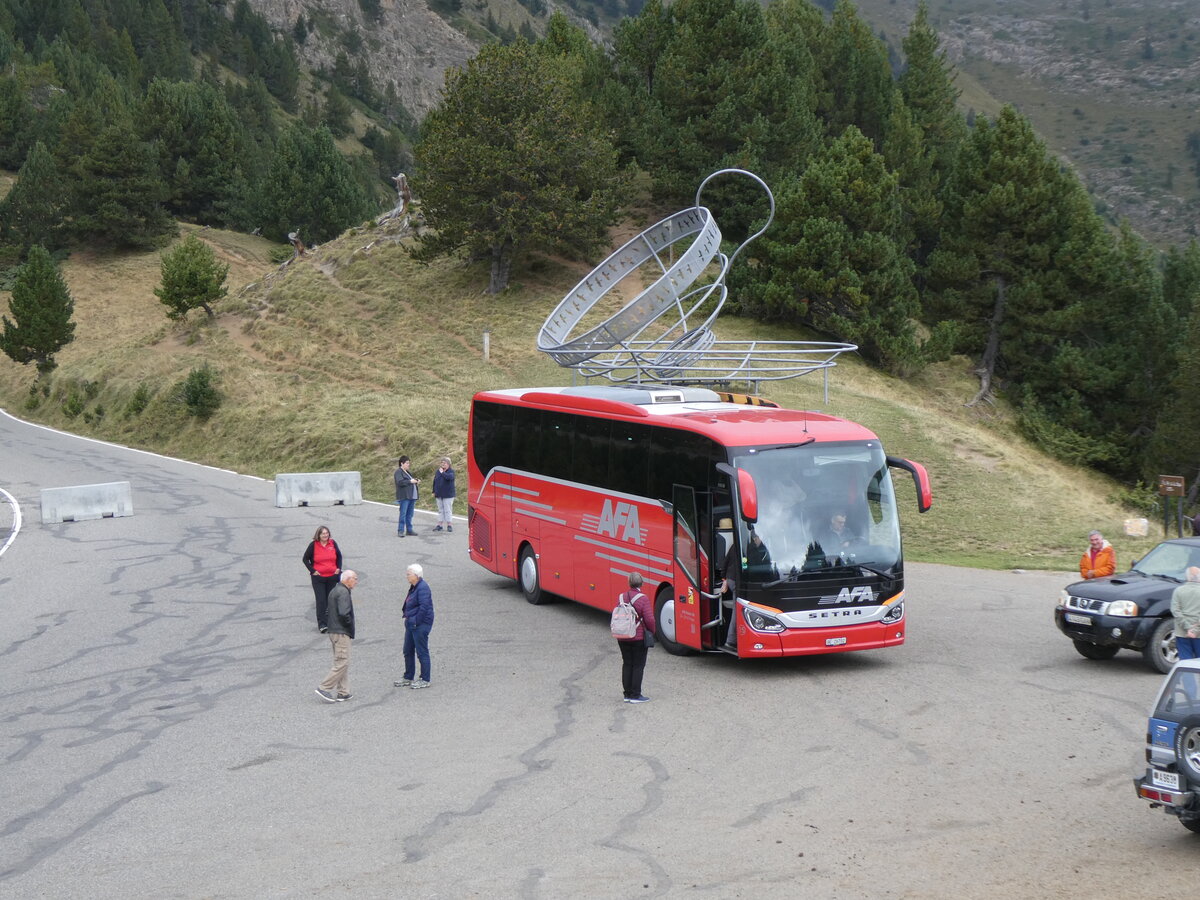 (267'237) - Aus der Schweiz: AFA Adelboden - Nr. 15/BE 26'702 - Setra am 18. September 2024 auf dem Coll de la Botella