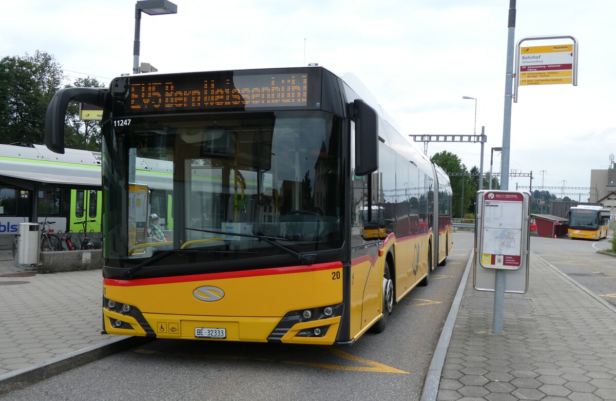 (278'046) - Steiner, Ortschwaben - Nr. 20/BE 32'333/PID 11'247 - Solaris am 26. Juli 2025 beim Bahnhof Schwarzenburg