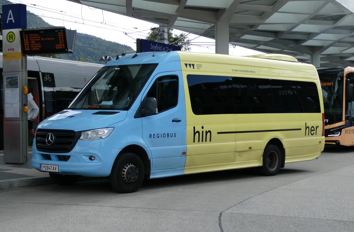 (280'465) - Breuss, Rankweil - I 2947 AV - Mercedes am 16. September 2025 beim BAhnhof Seefeld