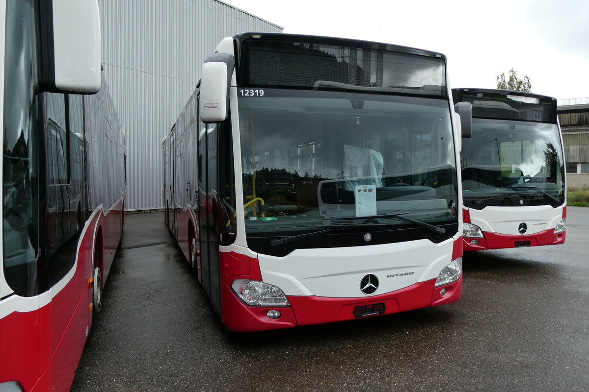 (280'787) - PostAuto Bern - PID 12'319 - Mercedes (ex Wiener Linien, A-Wien Nr. 8163) am 27. September 2025 in Winterthur, Daimler Buses