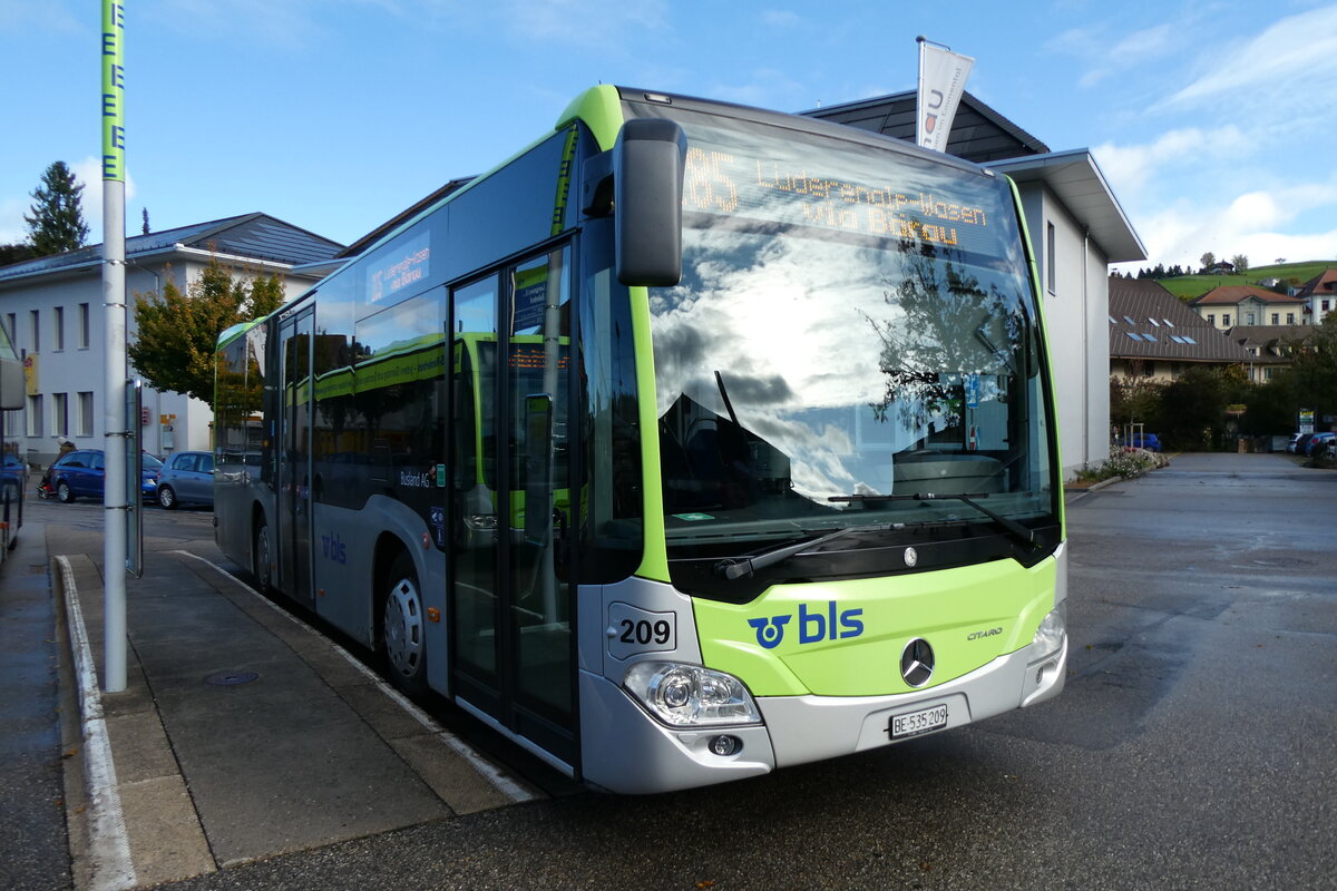 (280'997) - Busland, Burgdorf - Nr. 209/BE 535'209 - Mercedes am 5. Oktober 2025 beim Bahnhof Langnau