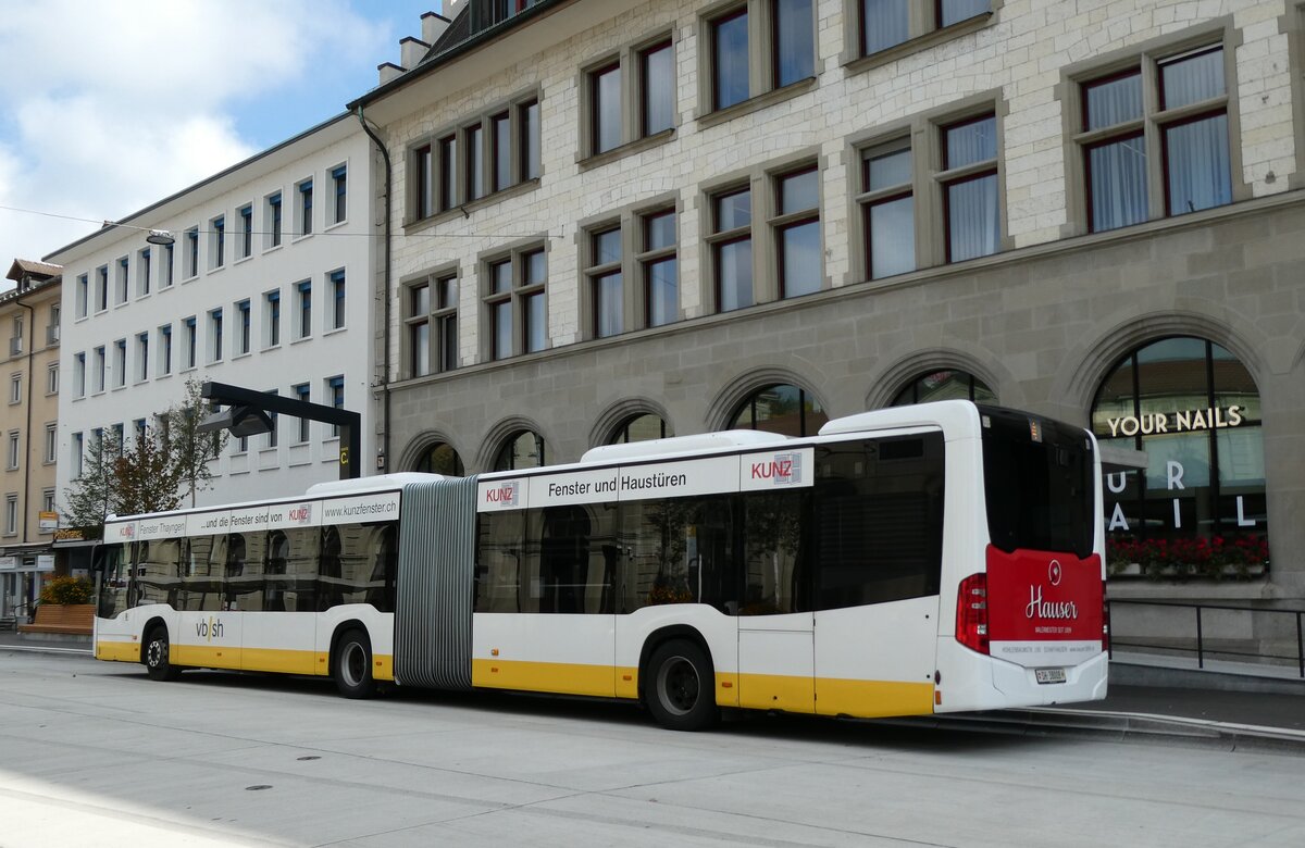 (281'141) - VBSH Schaffhausen - Nr. 8/SH 38'008 - Mercedes am 10. Oktober 2025 beim Bahnhof Schaffhausen
