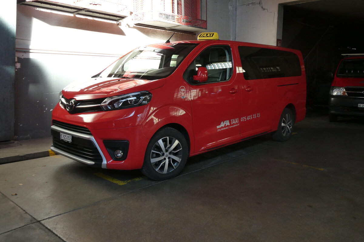 (282'480) - AFA Adelboden - Nr. 188/BE 825'055 - Toyota am 18. November 2025 in Adelboden, Busstation