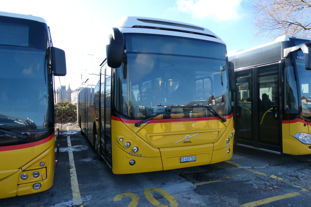 (282'515) - PostAuto Wallis - VS 459'700/PID 10'639 - Volvo (ex Nr. 70) am 22. November 2025 in Yverdon, Garage