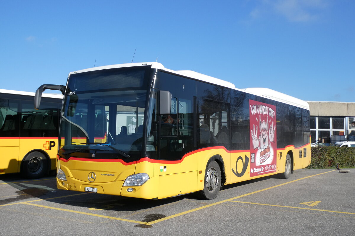 (282'521) - CarPostal Ouest - VD 1003/PID 10'529 - Mercedes (ex TPB, S�deilles) am 22. November 2025 in Yverdon, Garage