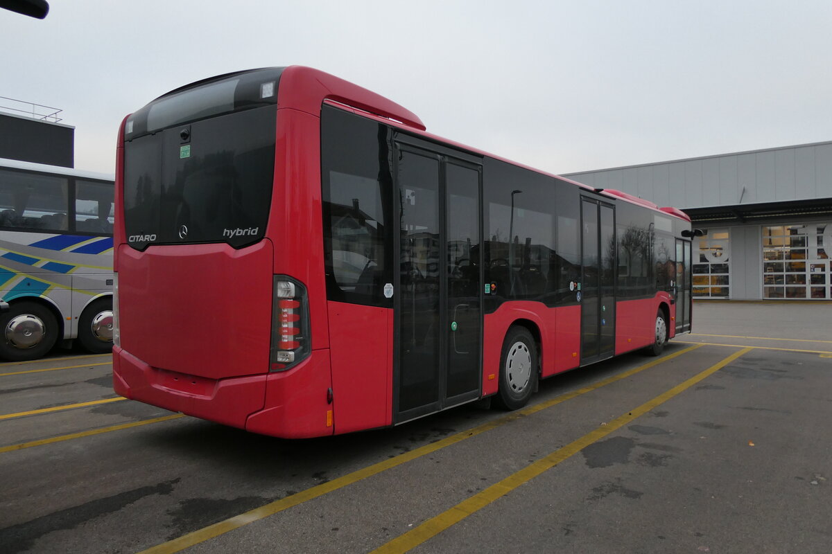 (283'075) - VZO Gr�ningen - (621'974) - Mercedes am 12. Dezember 2025 in Winterthur, Daimler Buses