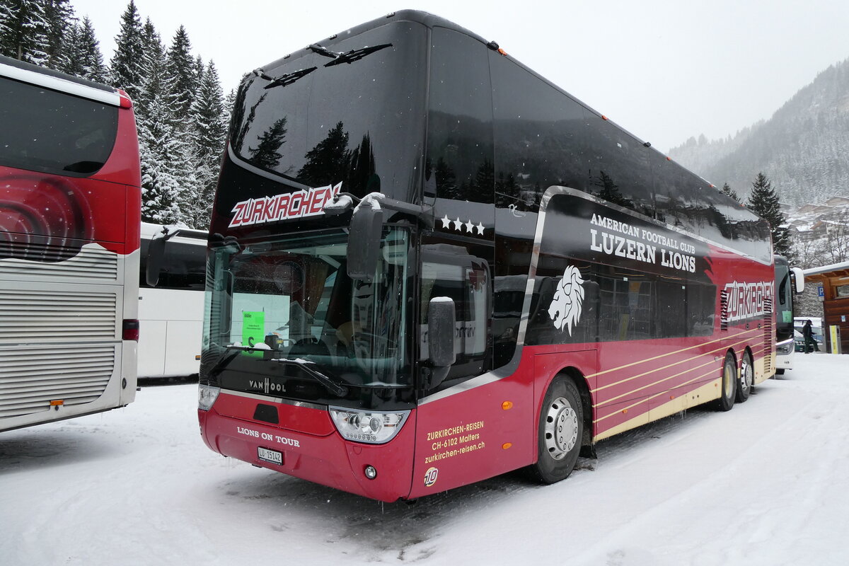 (284'031) - Zurkirchen, Malters  Nr. 10/LU 15'142 - Van Hool am 10. Januar 2026 in Adelboden, ASB