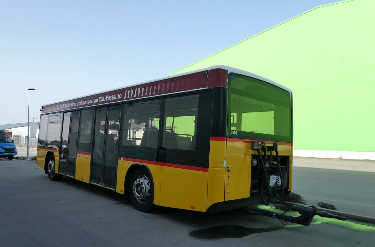 (285'272) - PostAuto Bern - BE 193'594/PID 5501 - Lanz+Marti/Hess Personenanh�nger (ex Klopfstein, Laupen) am 7. M�rz 2026 in Kerzers, Interbus 