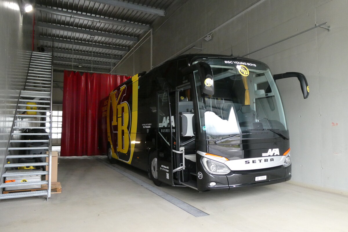 (286'131) - AFA Adelboden - Nr. 21/BE 1898 - Setra (ex Gerber, Deutschland; ex H�ffmann, D-Vechta) am 13. April 2026 in Frutigen, Garage
