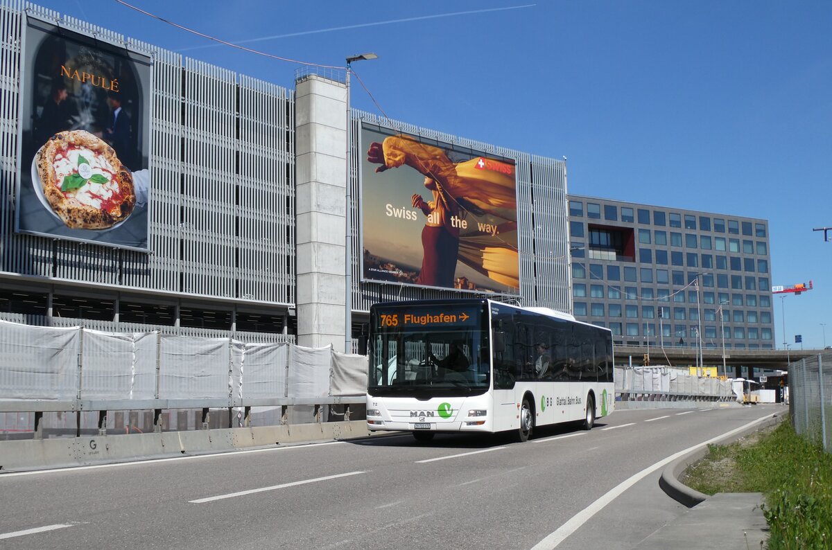 (286'305) - ATE Bus, Effretikon - Nr. 72/ZH 722'172 - MAN am 23. April 2026 in Z�rich-Flughafen