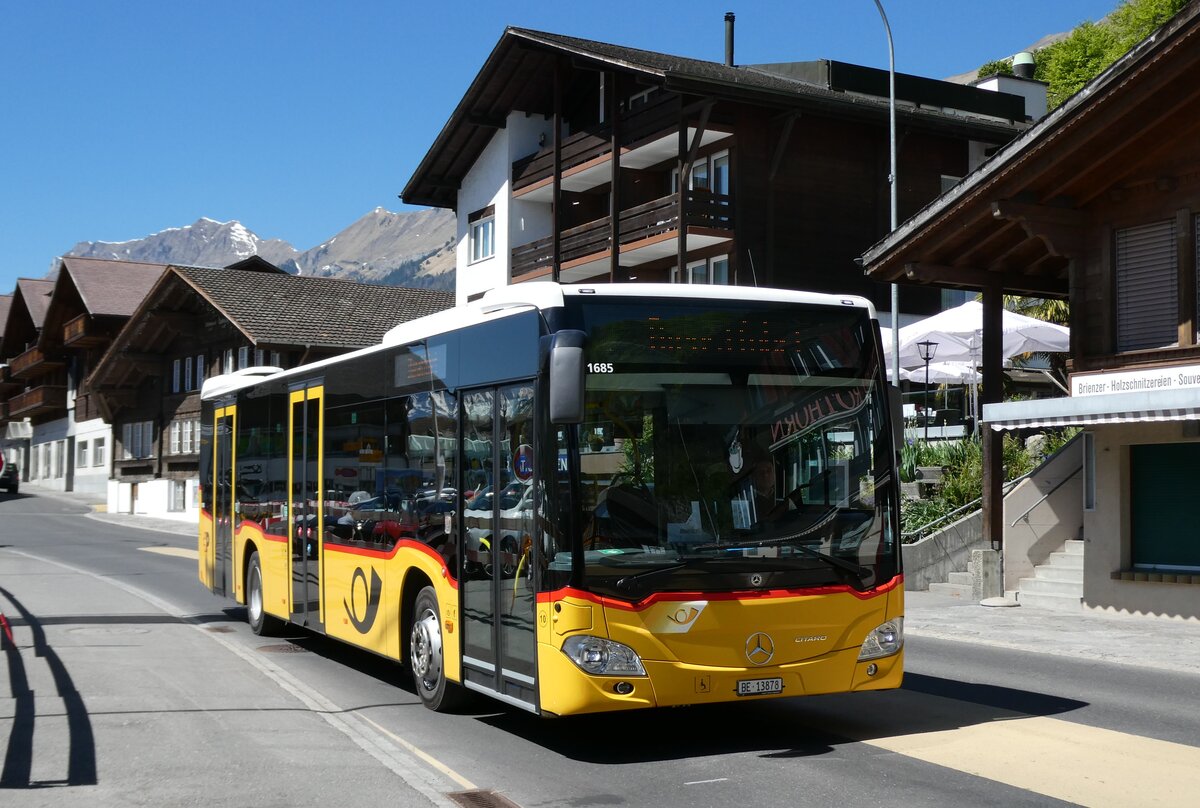 (286'337) - Fl�ck, Brienz - Nr. 10/BE 13'878/PID 11'685 - Mercedes (ex PostAuto Bern) am 24. April 2026 beim Bahnhof Brienz