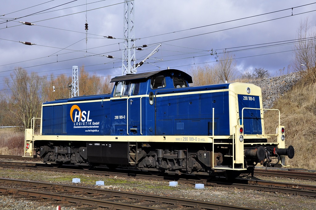 290 189 zeigt sich am 26.02.2016 in Rostock-Seehafen.