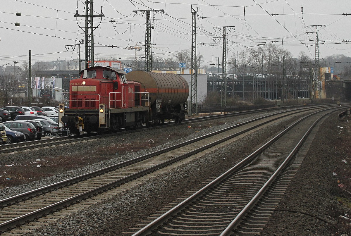 294 859-4 mit Kesselwagen in Koblenz-Stadtmitte (18.02.2015)