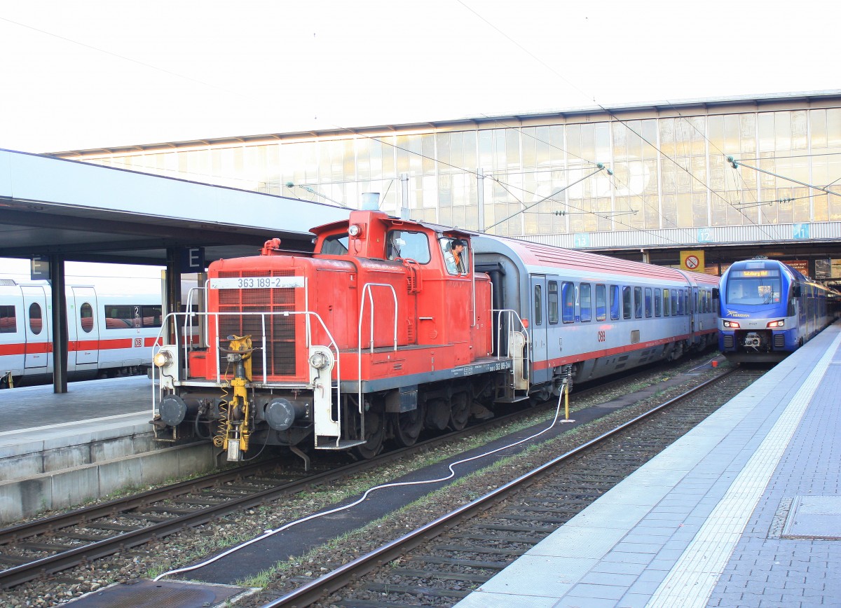 363 189-2 schob am 26. Oktober 2014  BB-Wagen  in den Mnchner Hauptbahnhof bereit.