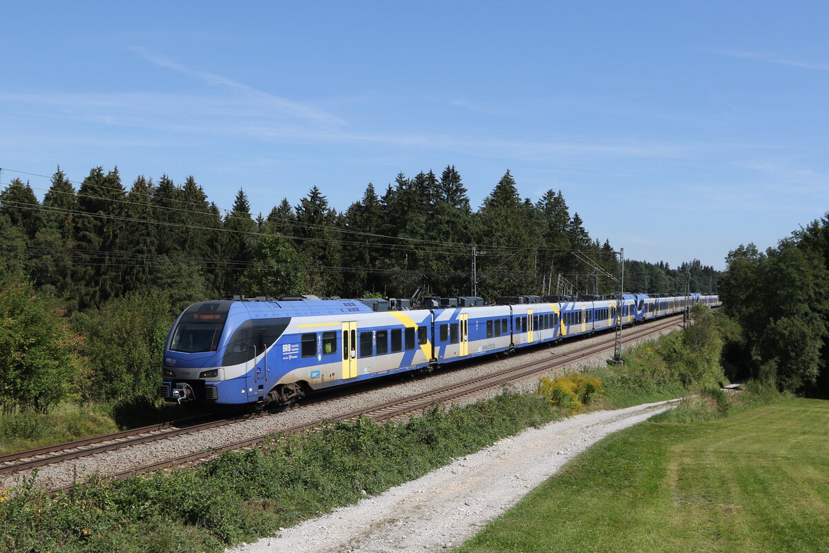 430 020, 430 015 und 430 002 aus Freilassing kommend am 2. September 20222 bei Grabensttt.