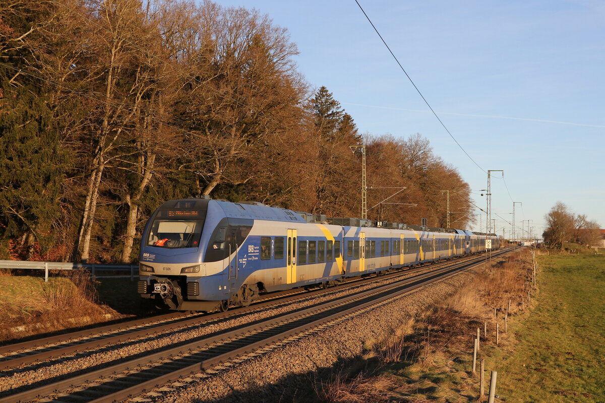 430 026 auf dem Weg nach Mnchen am 6. Januar 2022 bei Hufschlag im Chiemgau.