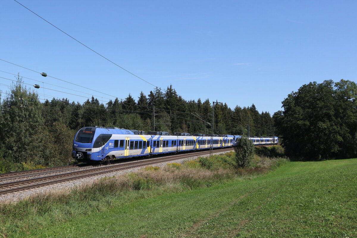 430 027 und 430 006 aus Salzburg kommend am 7. September 2024 bei Lauter.