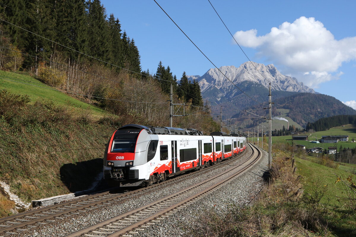 4748 025 aus Hochfilzen kommend am 29. Oktober 2024 bei Pfaffenschwend.