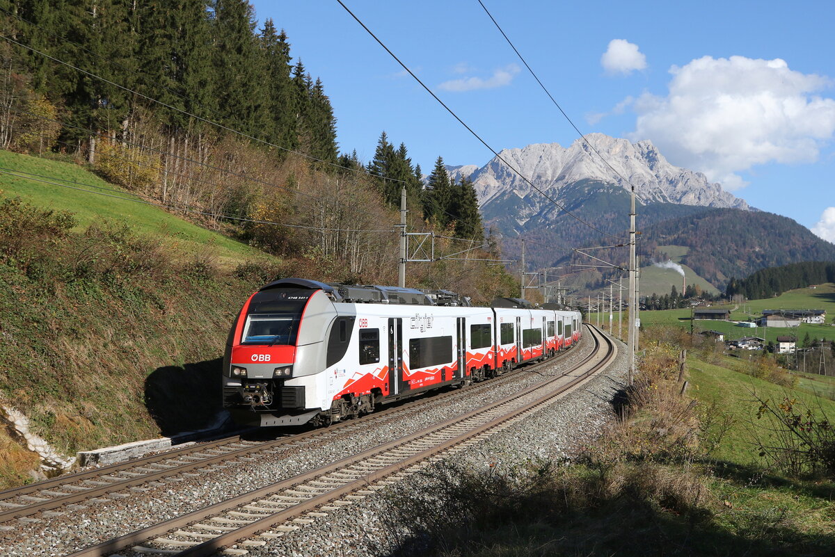 4748 041 aus Hochfilzen kommend am 29. Oktober 2024 bei Pfaffenschwend.