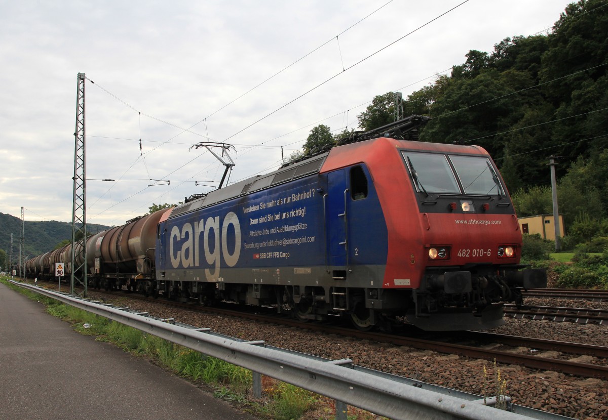 482 010-6 am 22. August 2014 bei Oberwesel.