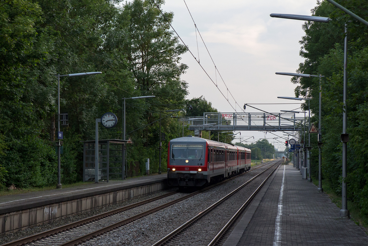 628 558-9 + 628 630-6 waren am Abend des 22.06.17 zwischen München Hbf und Mühldorf unterwegs und wurden am Hp Grub (Oberbay) im Bild verewigt.