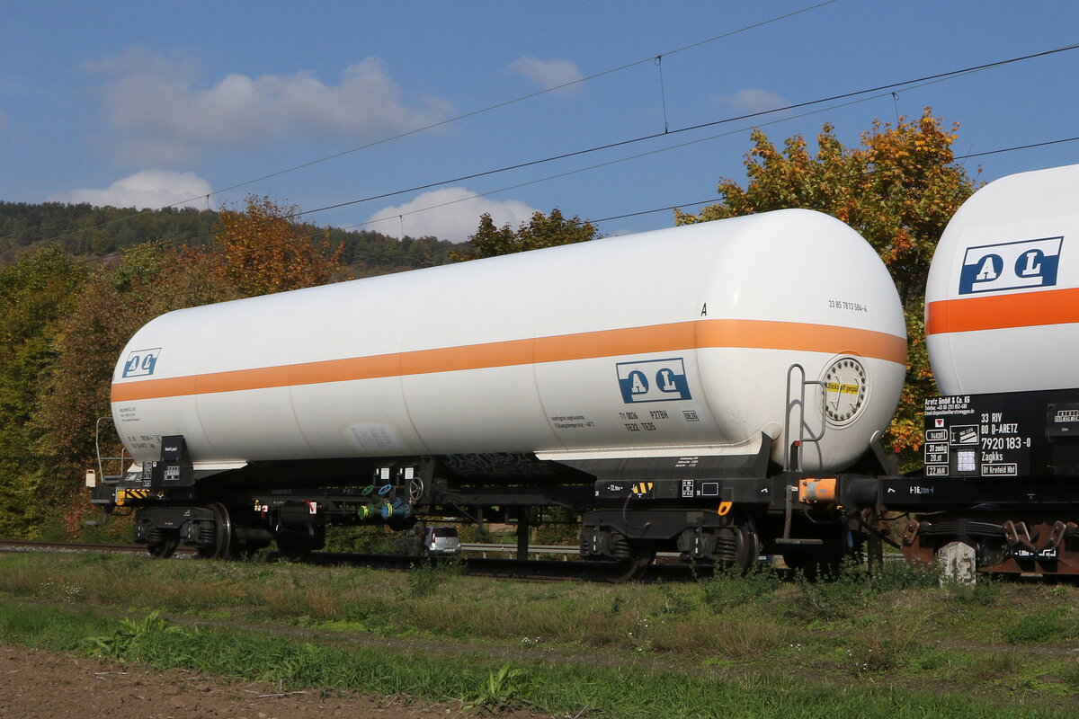 7813 584 (Zags) der  Aretz-GmbH  am 12. Oktober 2022 bei Thngersheim im Maintal.