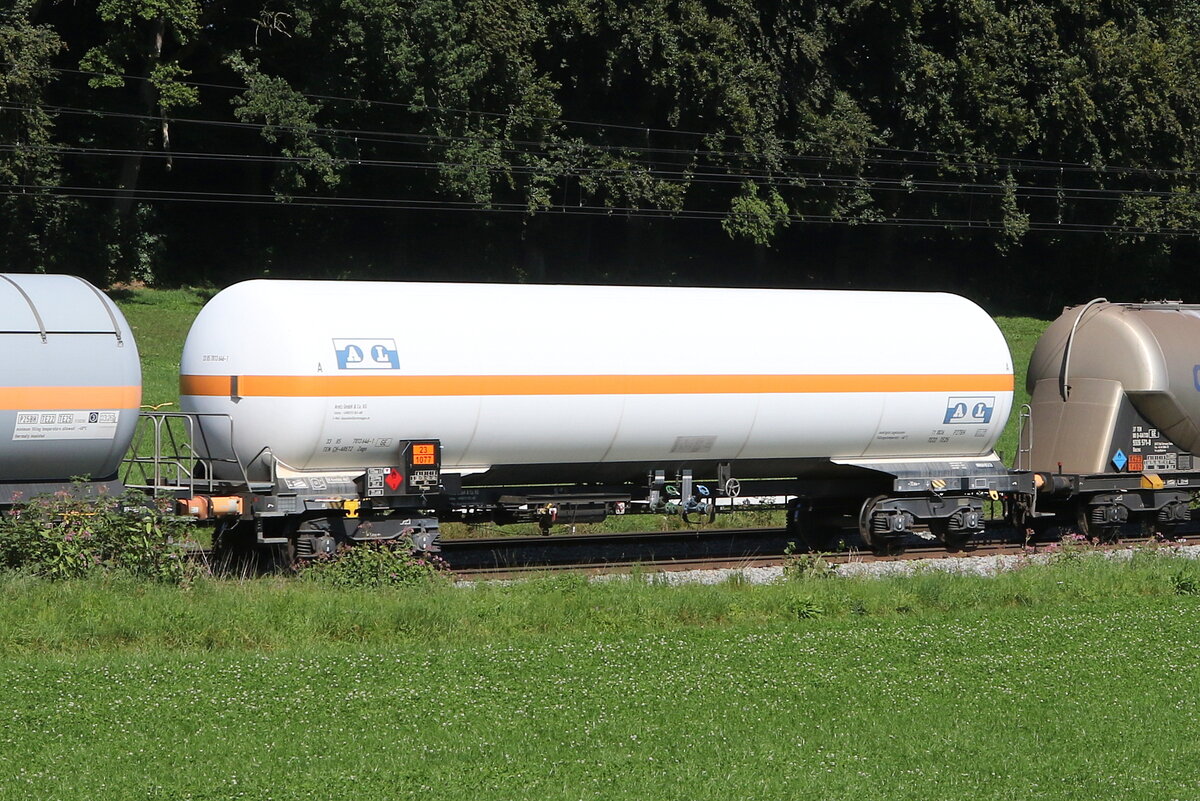 7813 646 (Zags) der  ARETZ-GmbH  am 6. September 2023 bei Axdorf.