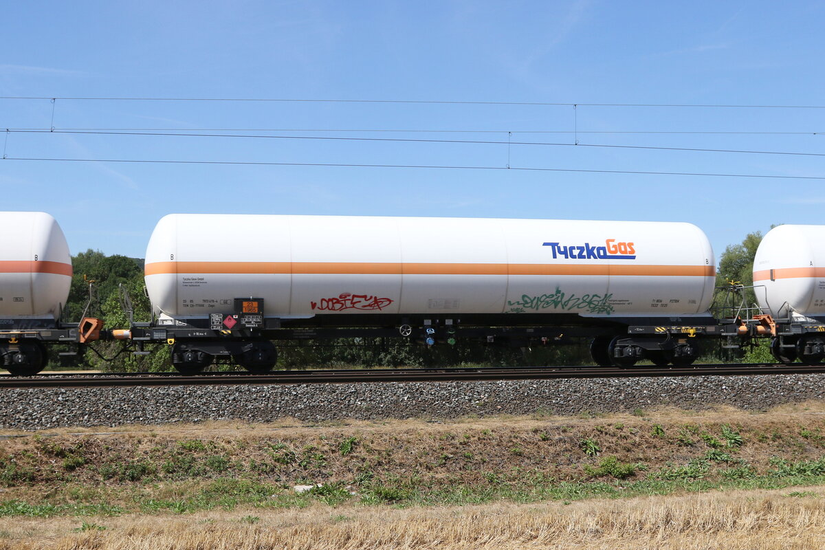 7813 678 (Zags) von  Tyczka-Gas  am 8. August 2022 bei Himmelstadt.