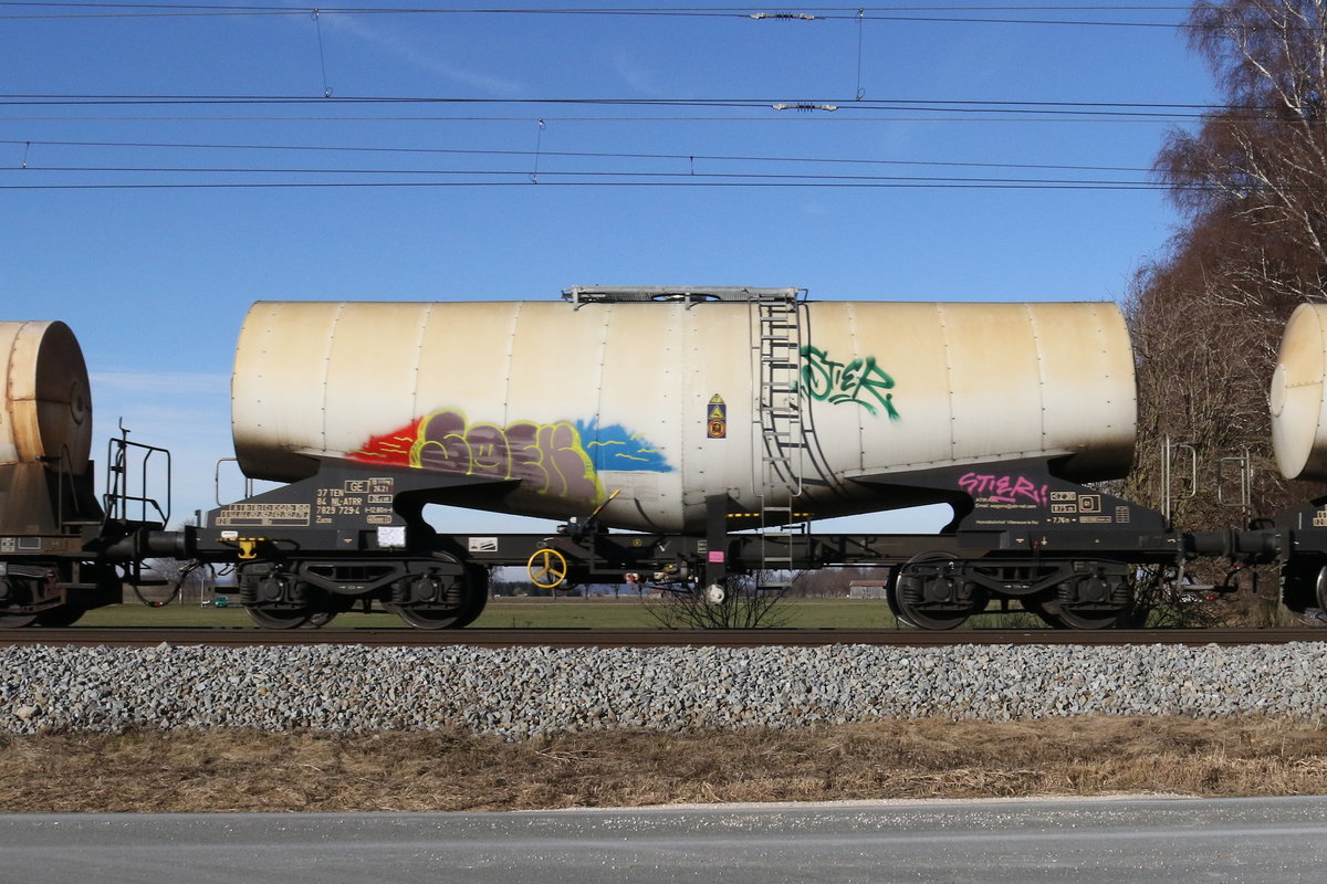 7829 729 (Zacns) von  ATIR-RAIL  am 12. Januar 2020 bei bersee am Chiemsee.