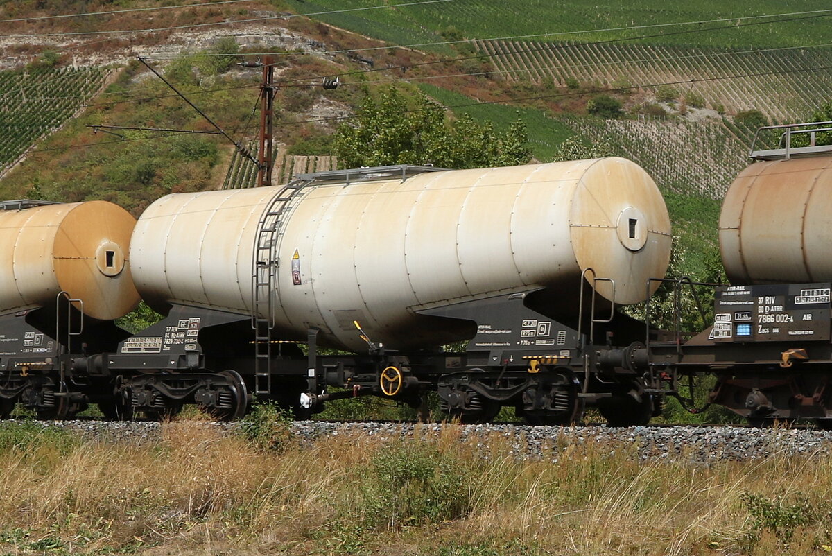 7829 734 (Zacns) von  ATIR-Rail  am 55. August 2022 bei Thngersheim.