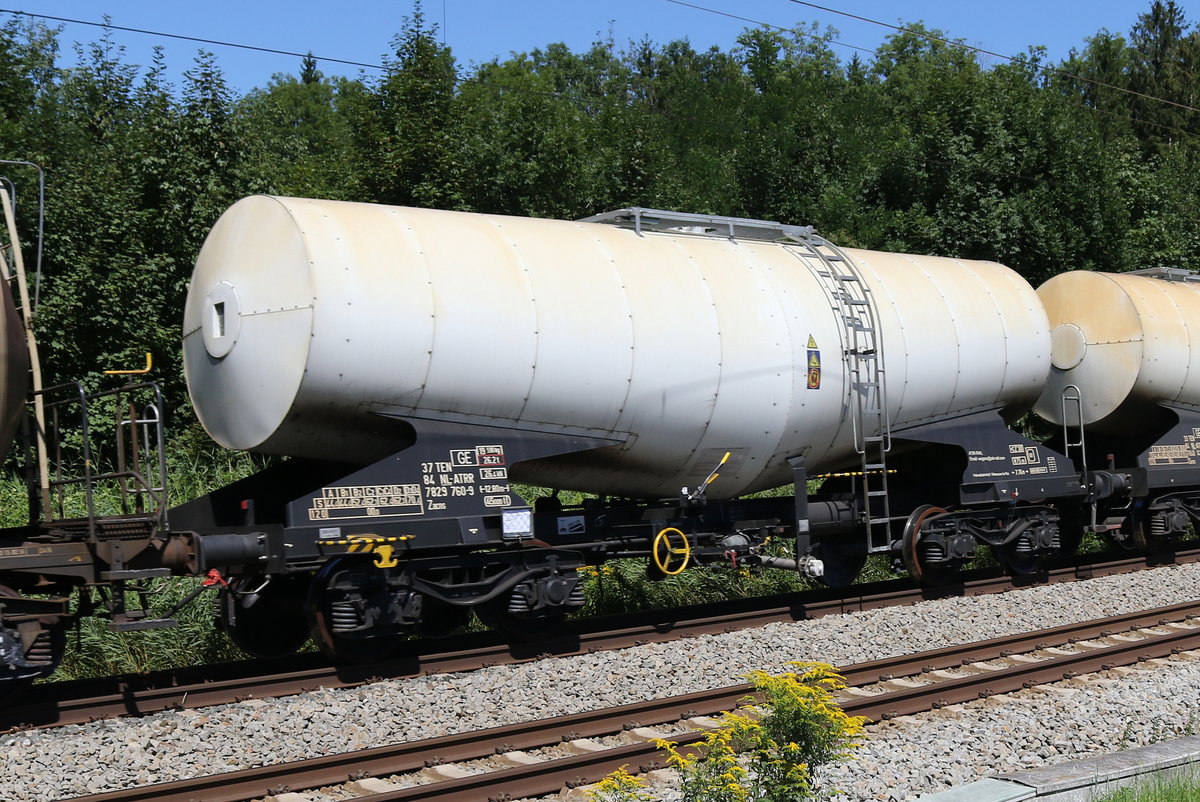 7829 760 (Zacns) von  Atir-Rail  am 18. August 2019 bei Grabensttt.