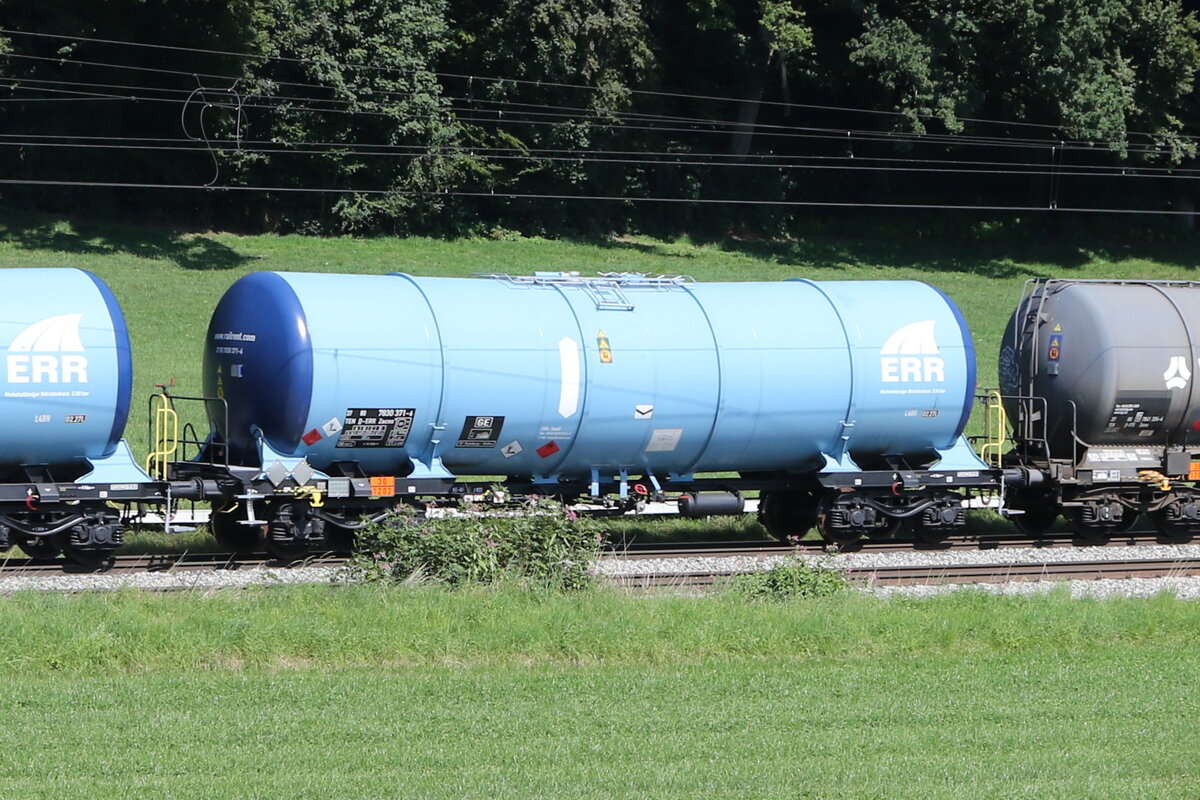 7830 371 (Zacns) von  ERR  am 22. August 2023 bei Axdorf.