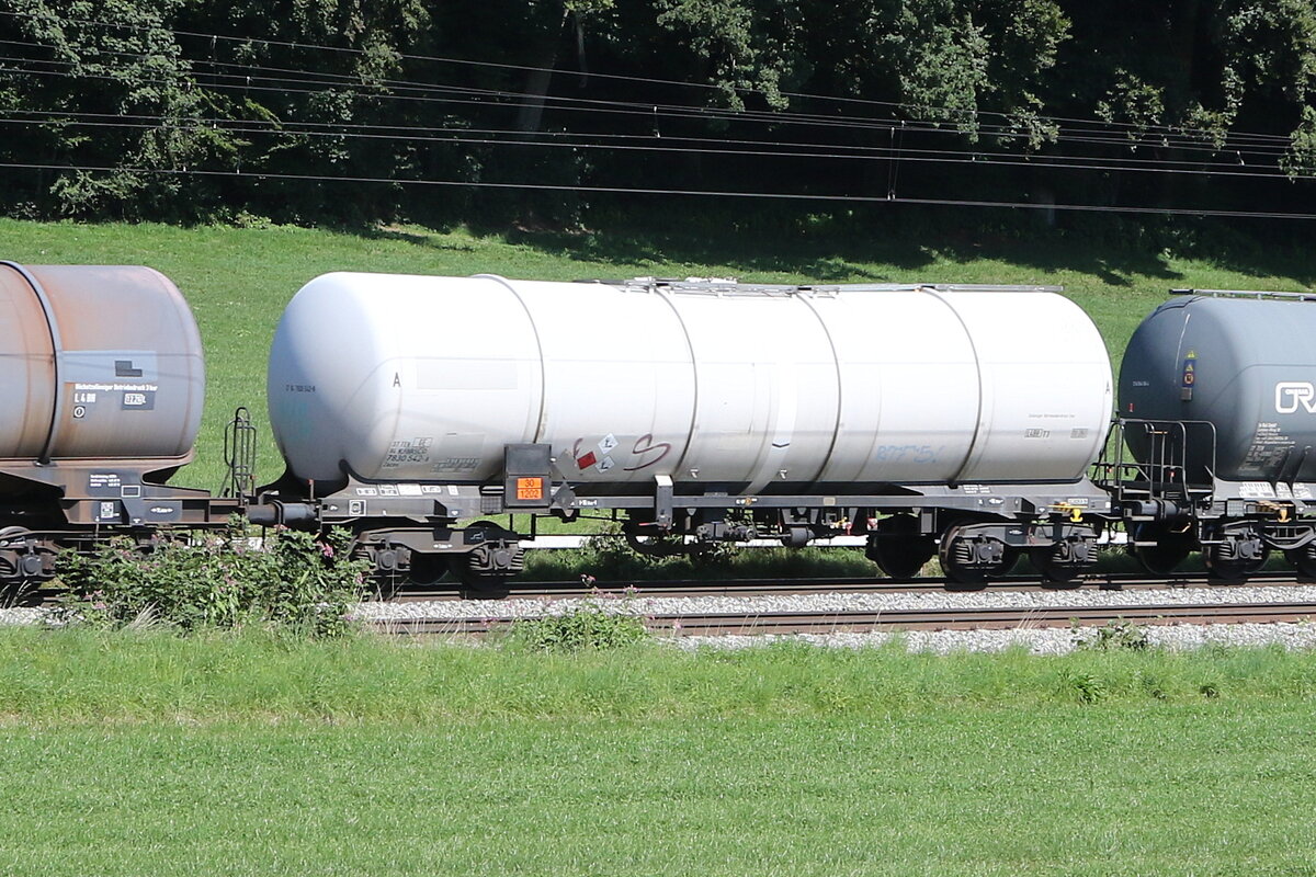 7830 452 (Zacns) von  WASCOSA  am 22. August 2023 bei Axdorf.