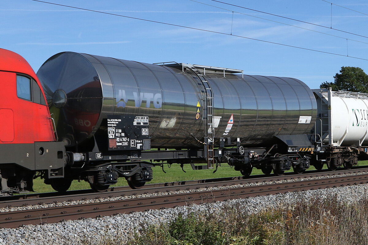 7834 747 (Zacens) von  VTG  am 20. Oktober 20221 bei bersee.