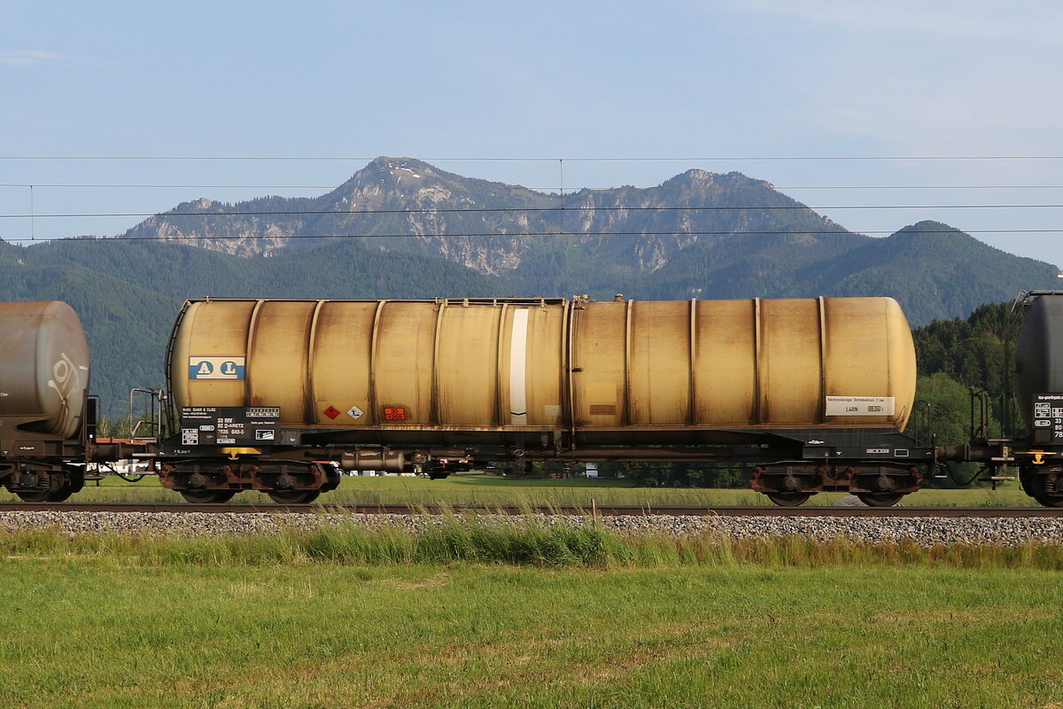 7836 040 (Zans) der  ARETZ GmbH  am 10. Juni 2021 bei bersee.