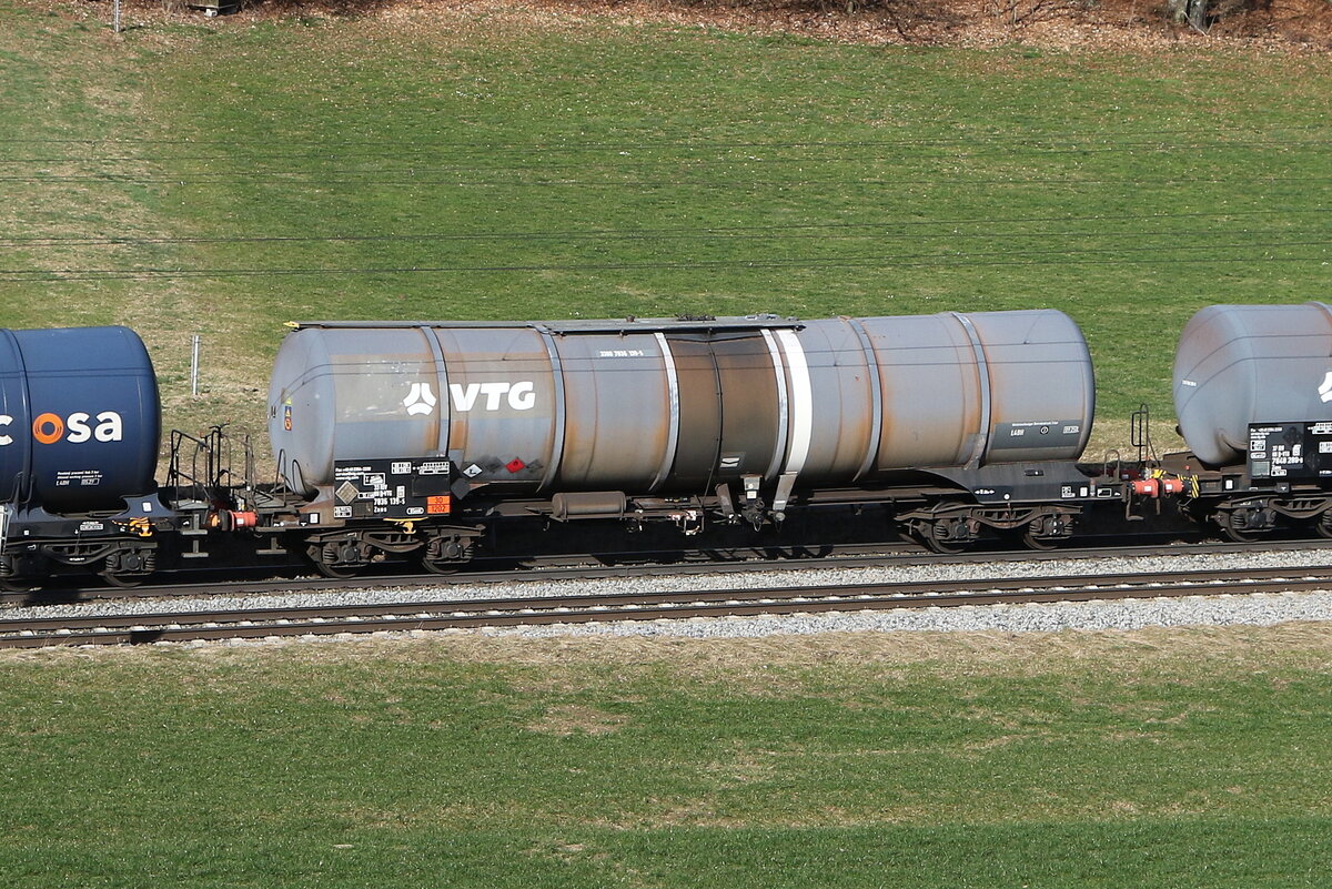 7836 139 (Zans) von  VTG  am 18. Februar 2024 bei Axdorf.