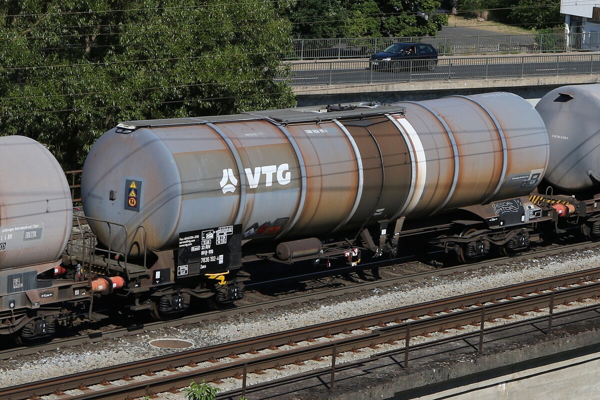 7836 192 (Zans) von  VTG  am 8. August 2022 bei Gemnden.