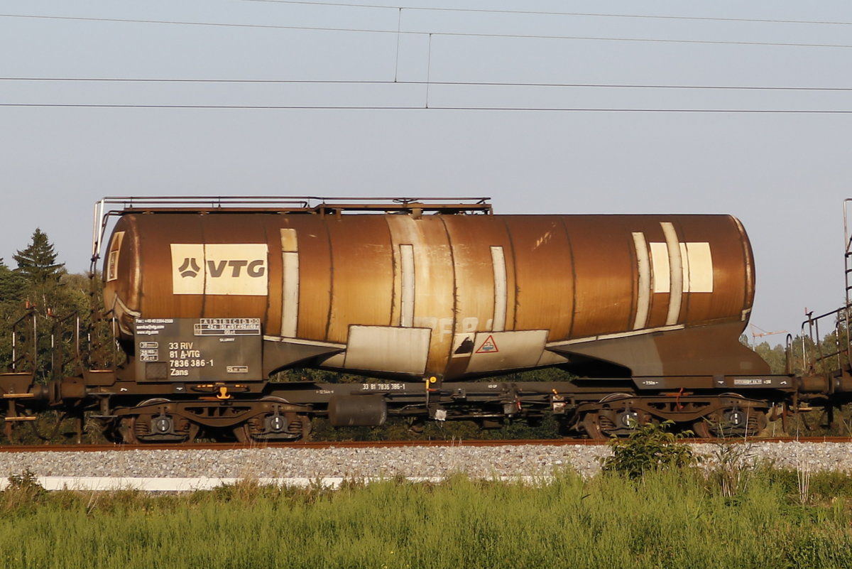 7836 386 (Zans) von  VTG  am 19. September 2018 bei Bernau.