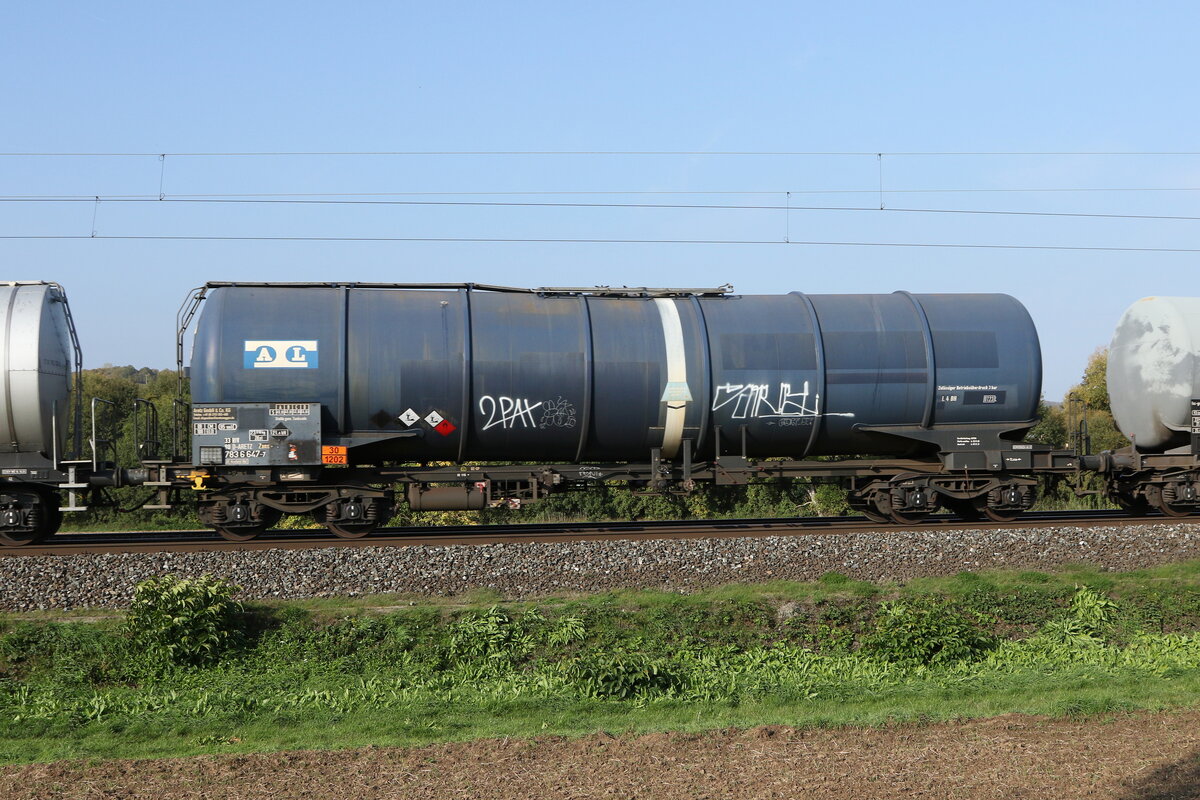 7836 647 (Zans) der  ARETZ GmbH2 am 12. Oktober 2022 bei Himmelstadt.